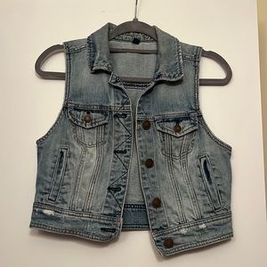 American Eagle blue jean vest